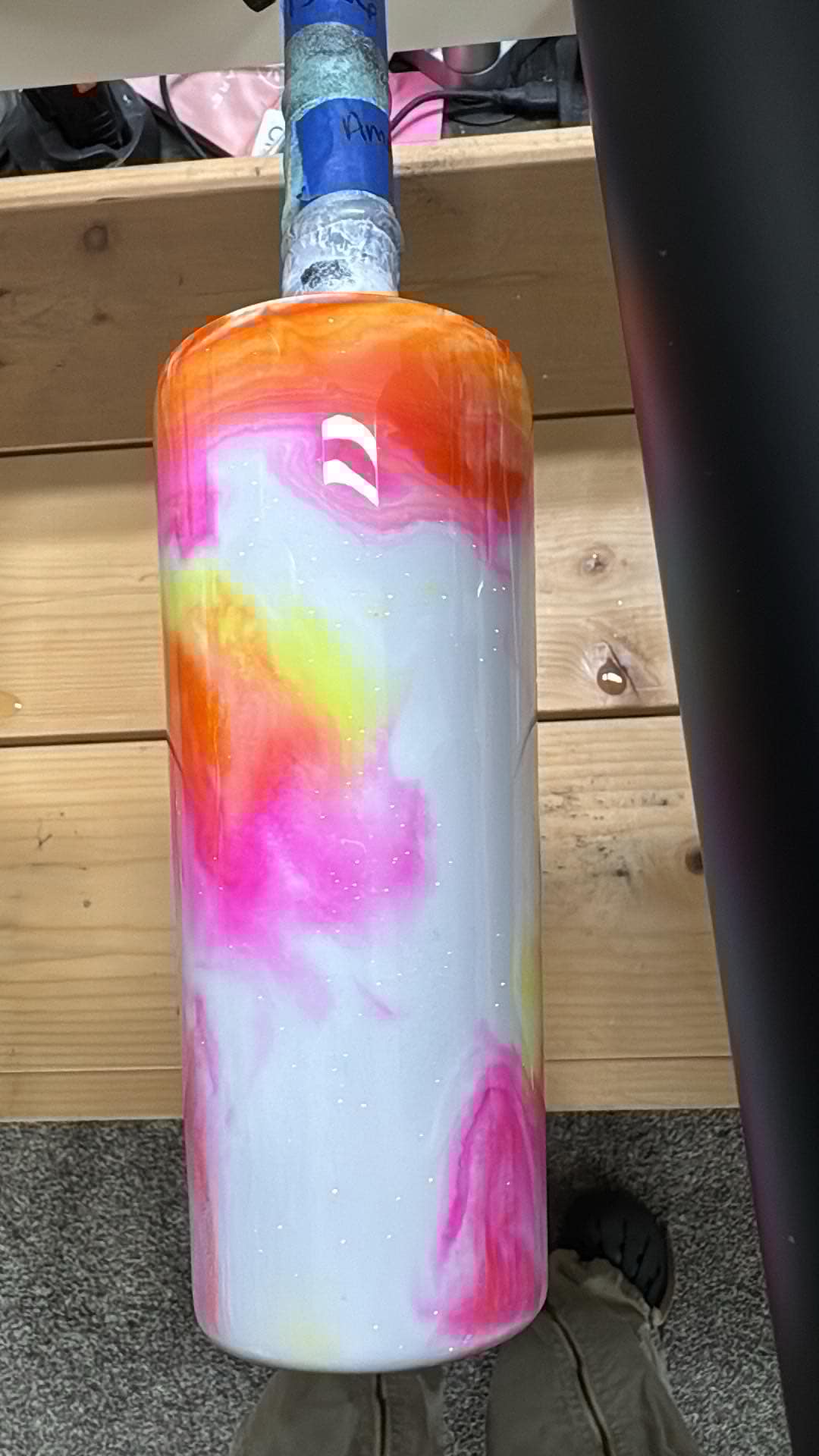 1326 ~ 22oz slim tapered ~ white ~ AMANDA P