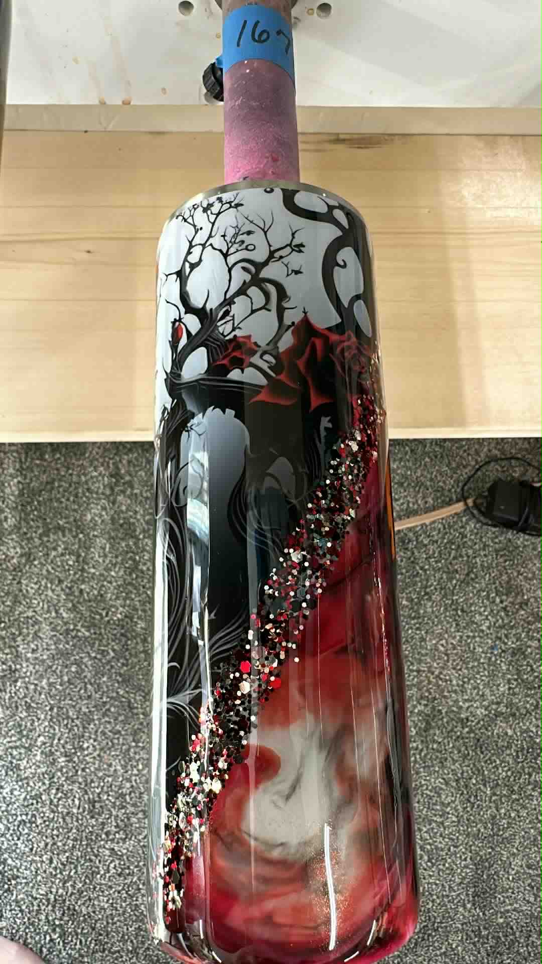 1671 ~ 20oz Skinny ~ ROSE THORNS V