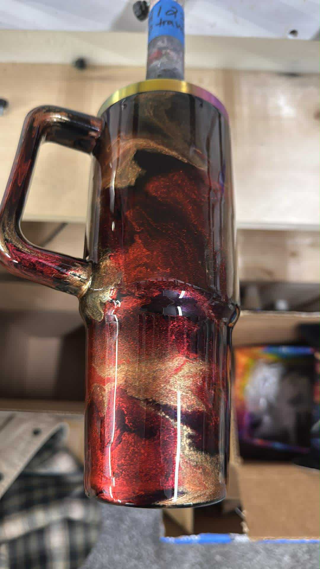 2123 ~ 30oz TRAVELER ~ JENN P