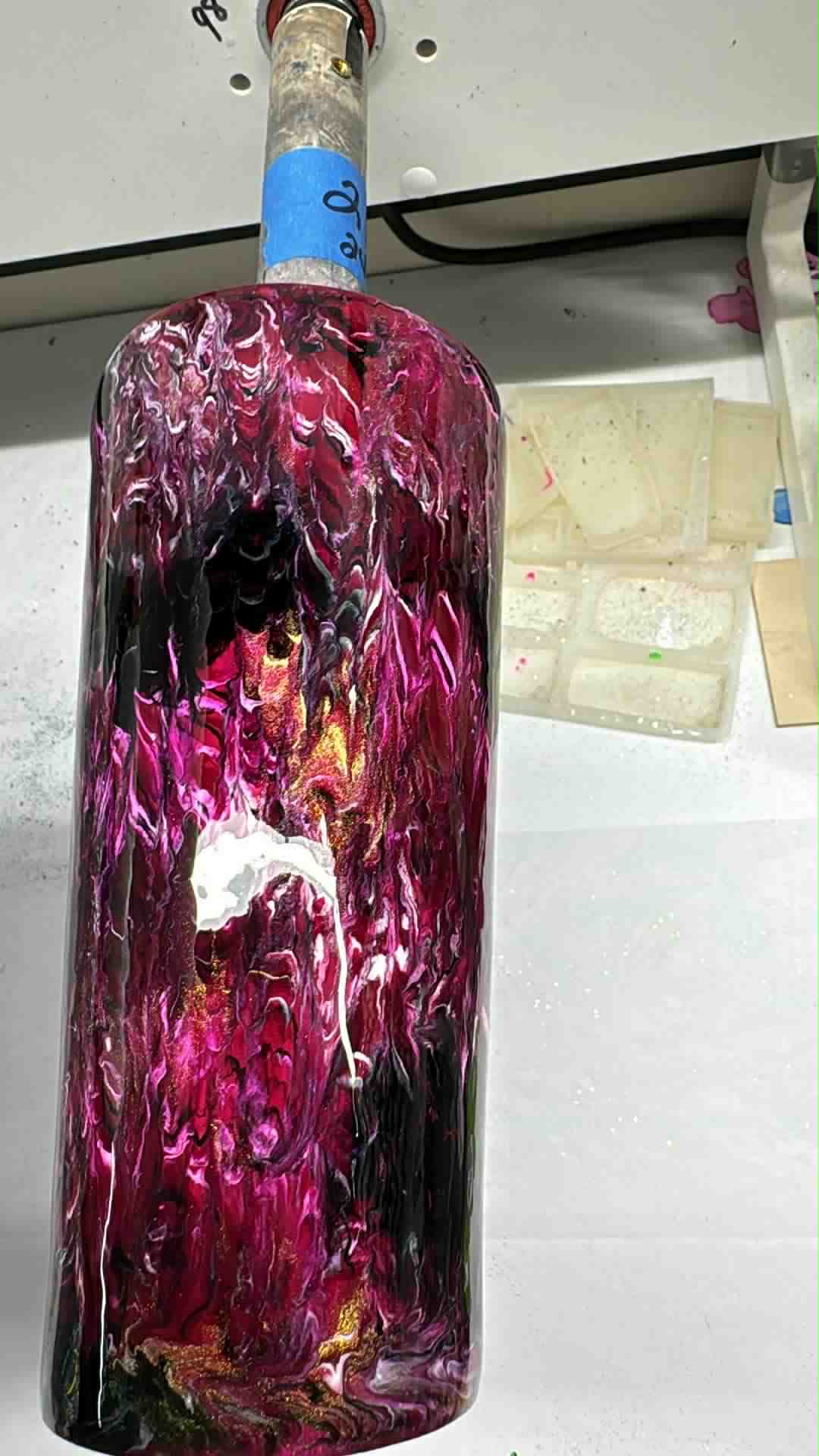 2196 ~ 24oz SLIM TAPERED ~ DUCKY