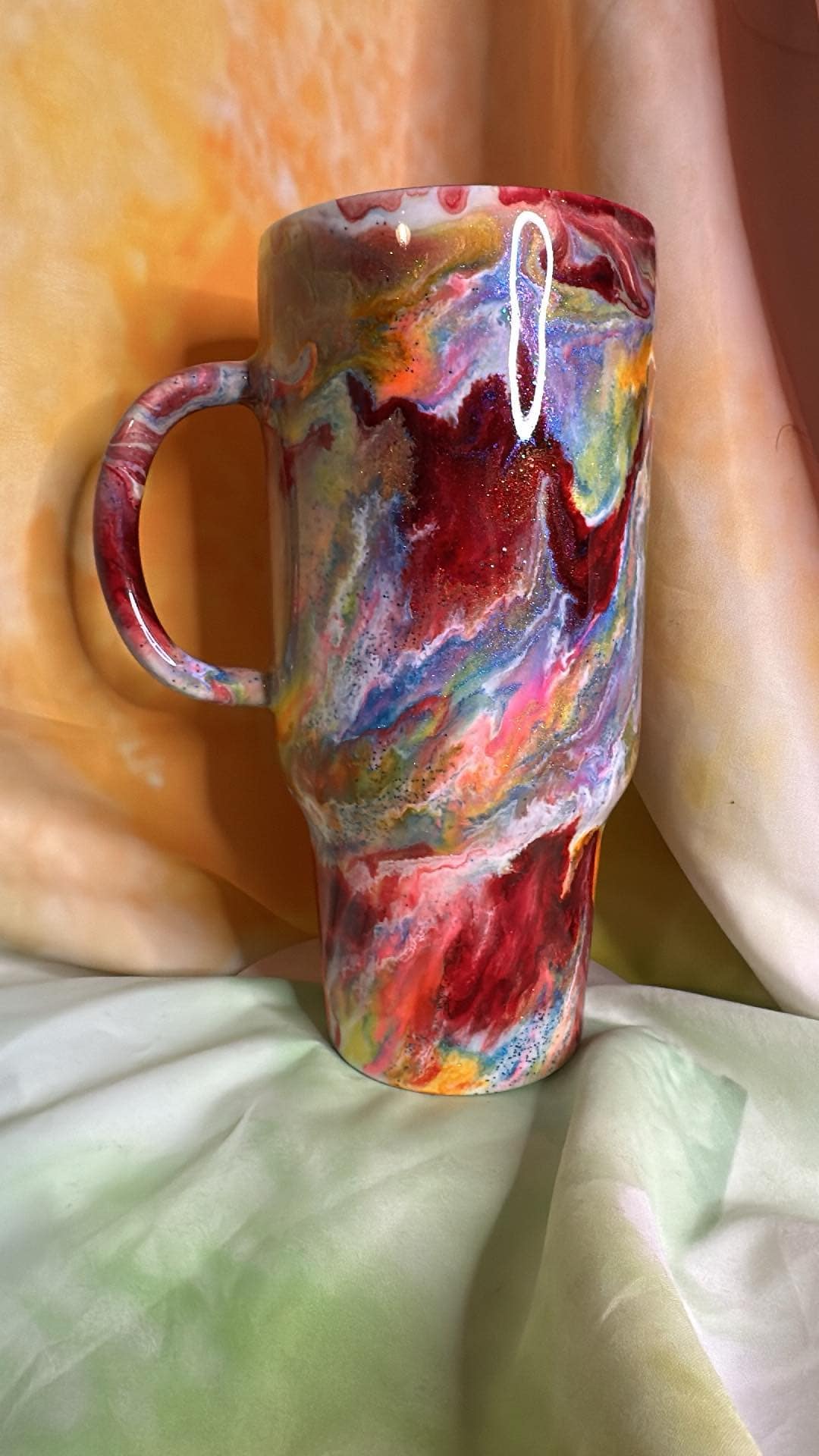 945 ~ 32oz travel mug maggie ~ SCARLETT