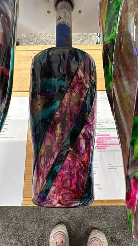 1110 ~ 30OZ CURVE ~ MYSTERY ~ ONE MYSTERY PER PERSON PLEASE ~ tonya c