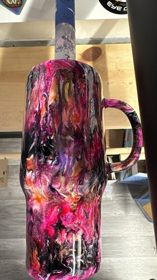 1128 ~ 24oz travel mug maggie ~ CARRIE
