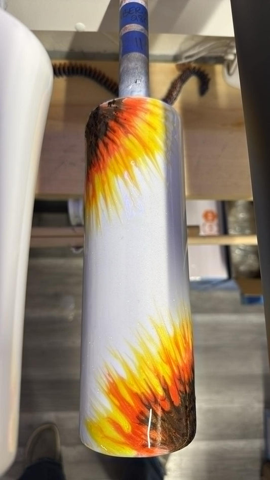 1171 ~ 30oz Skinny ~ white ~ AMBER F