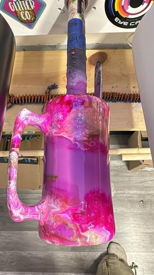 1206 ~ 20oz beer mug ~ punk pink TONYA C
