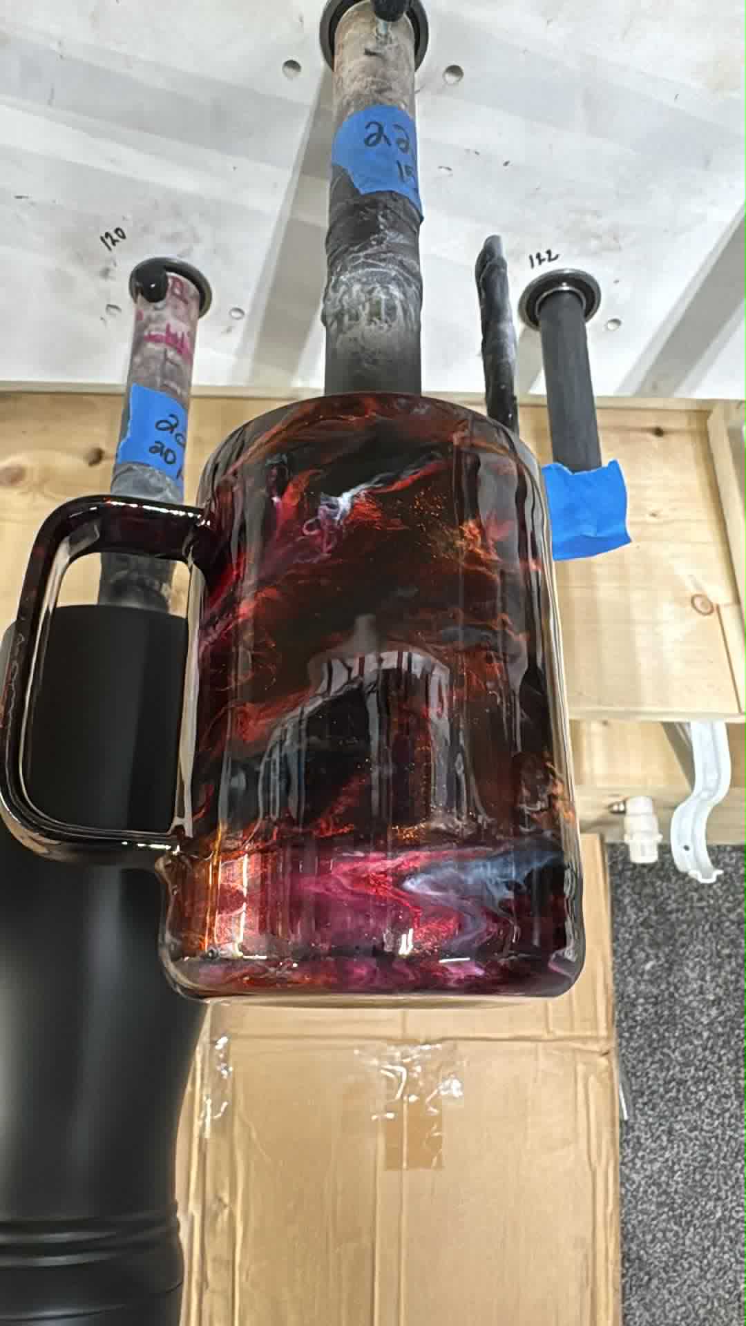 2203 ~ 15oz POLAR CAMEL MUG ~ KT