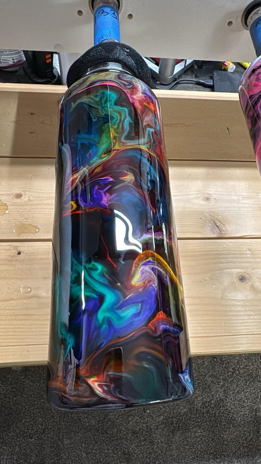 733 ~ 40oz HYDRO ~ TIFFANY S