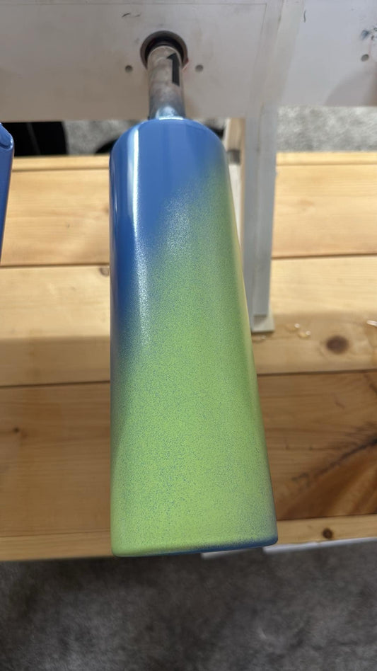 802 ~ 30oz Skinny ~ GREEN/BLUE OMBRE AMBER F