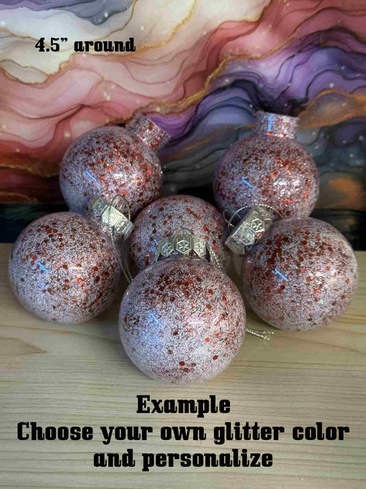 SET OF 6 CHRISTMAS BALLS