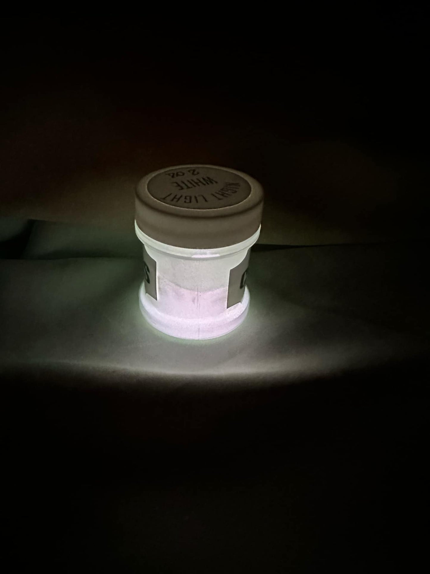 NIGHT LIGHT WHITE GLOW POWDER