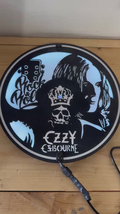 O ZZ Y ~ LIGHTED CLOCK